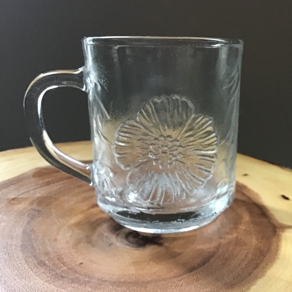 Vintage KIG Indonesia Floral Mug - Picture 2 of 3